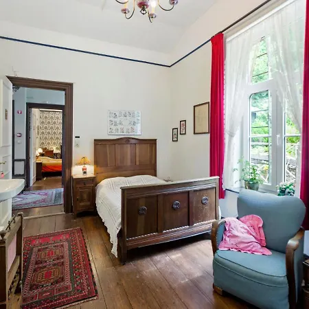 Tranquil Holiday In With Terrace Feriehus *